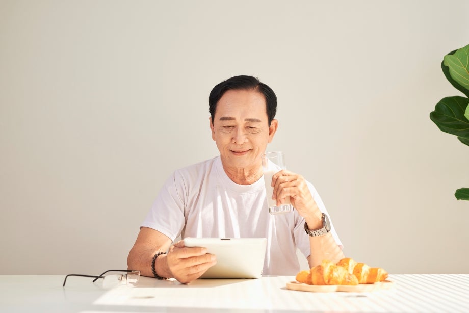 Bổ sung chất béo tốt cho người lớn tuổi với thực phẩm lành mạnh
