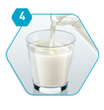 Đổ phần sữa còn lại vào ly. Chờ 15 phút sau đó khuấy đều và sử dụng ThickenUp Clear ngay